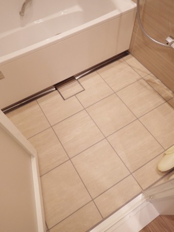 マグネットがつく壁パネルでお掃除もラクラク! マグネットがつく壁パネルでお掃除もラクラク!